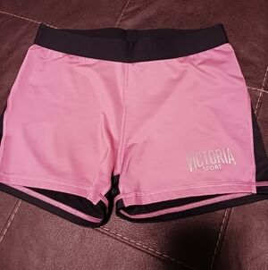 Victoria Sport Short Booty Workout Shorts Size L EUC